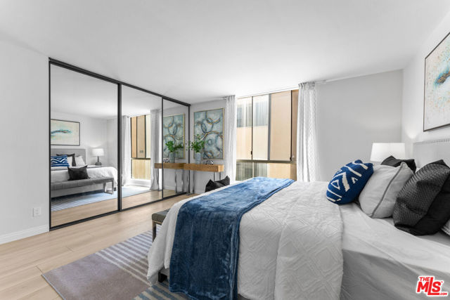 1815 Glendon Avenue, Los Angeles CA: https://media.crmls.org/mediaz/df6ec6bc-12a2-4b9b-8b29-cb34e80fad2b.jpg