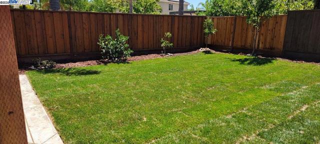 1906 Wilson Ct, Antioch CA: https://media.crmls.org/mediaz/df6eeaf0-a176-42dc-9bf9-e3dea2560b0b.jpg