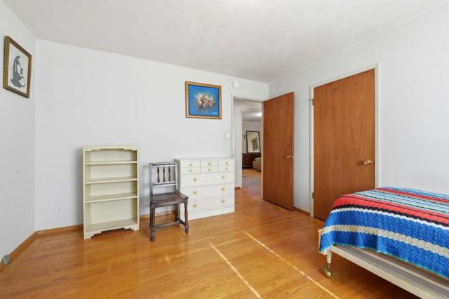 3915 Kingridge Drive, San Mateo CA: https://media.crmls.org/mediaz/df6f90de-0da6-4fa2-bf60-3472b69630e6.jpg