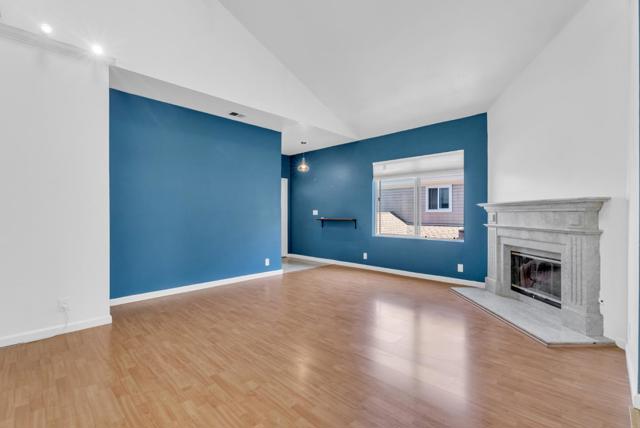 819 15th Street, Oakland CA: https://media.crmls.org/mediaz/df703196-bc8c-4a70-8bf7-cb35c135dc8e.jpg