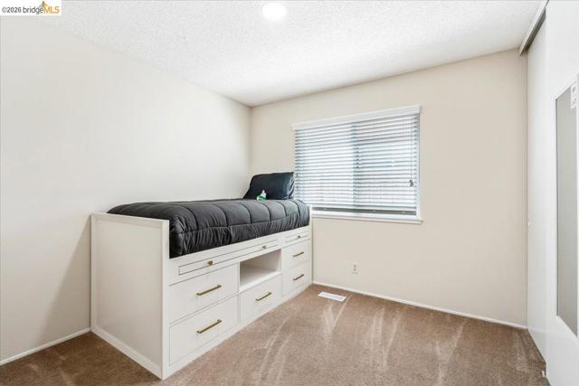 Image 39 of 56 For 14787 Oleander St