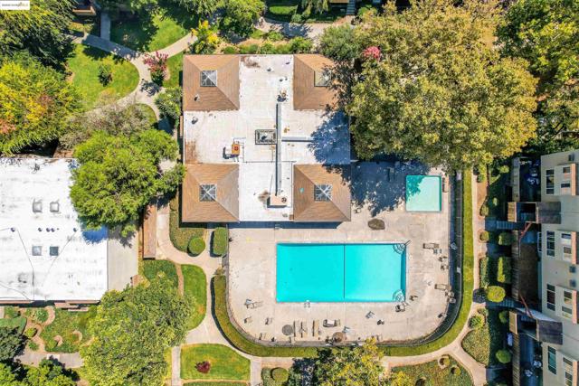 410 Auburn Way, San Jose CA: https://media.crmls.org/mediaz/df70e7f9-c7cf-4465-bee9-3b4113dd8321.jpg