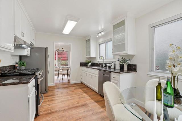 844 King Drive, Daly City CA: https://media.crmls.org/mediaz/df70e848-40d1-46b7-8044-6692de86e85d.jpg