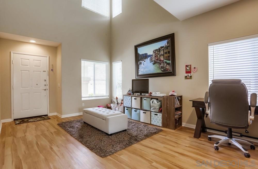 10019 Kika Ct