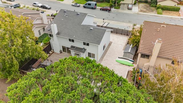578 Seahorse Lane, Redwood City CA: https://media.crmls.org/mediaz/df73f48e-448d-4faf-9cad-d9888d26f622.jpg