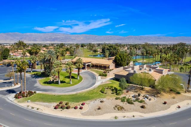 82102 Keitel Lane, Indio CA: https://media.crmls.org/mediaz/df748ecc-9138-4d43-b8c1-caafd72ee4ed.jpg