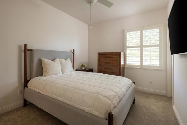 Detail Gallery Image 12 of 26 For 1247 Bellingham Dr, Oceanside,  CA 92057 - 4 Beds | 3 Baths