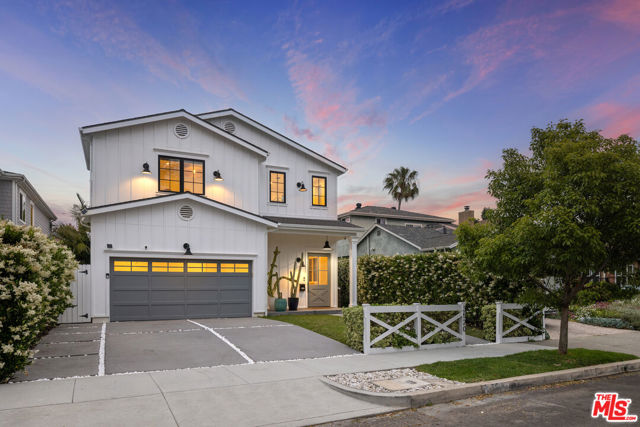 3520 Butler Avenue, Los Angeles CA: https://media.crmls.org/mediaz/df77c40c-85f8-4e63-be89-1bcb3dd472c6.jpg