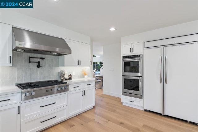 Image 12 of 60 For 830 Ridge Dr