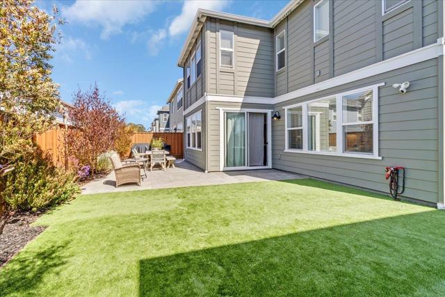 273 Skyview Drive, Marina CA: https://media.crmls.org/mediaz/df7b978e-04d9-48e8-93eb-112366cc1f4a.jpg