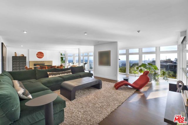 8450 Carlton Way, Los Angeles CA: https://media.crmls.org/mediaz/df7c1303-d45d-41cb-9488-37ee05321cba.jpg