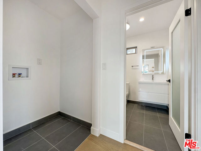 5810 S Halm Avenue, Los Angeles CA: https://media.crmls.org/mediaz/df7c3fa2-6103-47fe-838b-cecca77779d4.jpg