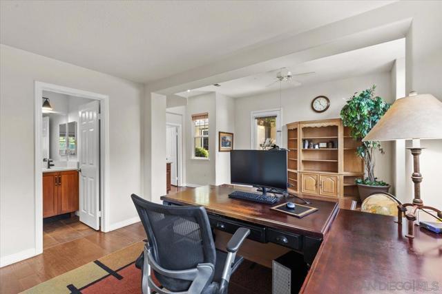3180 Ridgeline Place, Escondido CA: https://media.crmls.org/mediaz/df7c58ea-3bd4-47d5-beb1-94810ff84af5.jpg
