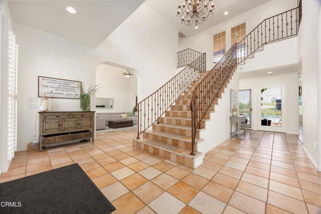 Detail Gallery Image 14 of 71 For 6301 Uplands of the Kern Dr, Bakersfield,  CA 93308 - 5 Beds | 4/1 Baths