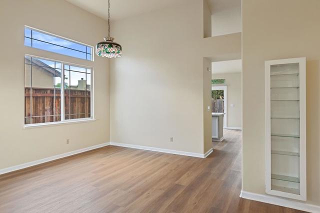 110 Walnut Meadows Court, Oakley CA: https://media.crmls.org/mediaz/df7d6d73-a59f-4b68-b8dc-412c5f3200d1.jpg