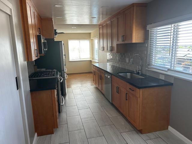 731 Gleneagle Avenue, Hayward CA: https://media.crmls.org/mediaz/df7e635c-fd5f-4e54-b4e4-3ede093cbeec.jpg