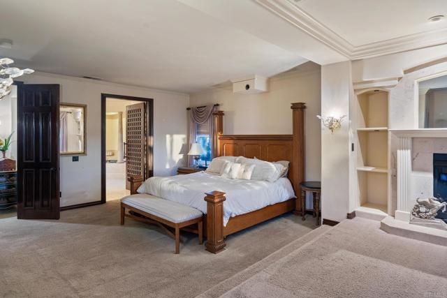 6557 Coneflower Drive, Carlsbad CA: https://media.crmls.org/mediaz/df7f32e5-26b1-4cec-90b9-d1e545dbe54f.jpg