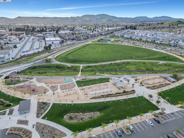 5588 El Dorado Ln, Dublin CA: https://media.crmls.org/mediaz/df7f5d67-0b48-4a81-a716-4f93fbf31a6d.jpg