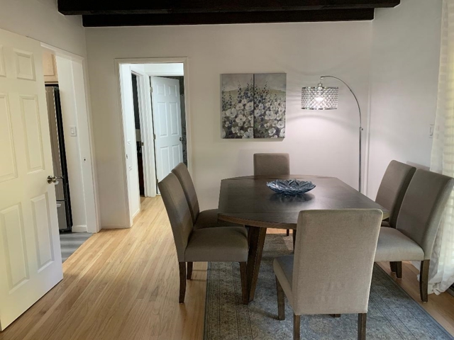 4515 Ewing Rd, Castro Valley CA: https://media.crmls.org/mediaz/df80bfb3-672c-41d2-b009-d5bfec37335b.jpg