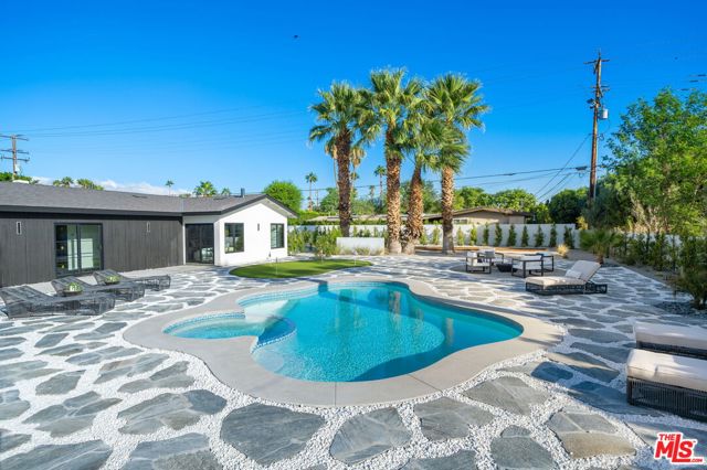 Pool Lounge Space
