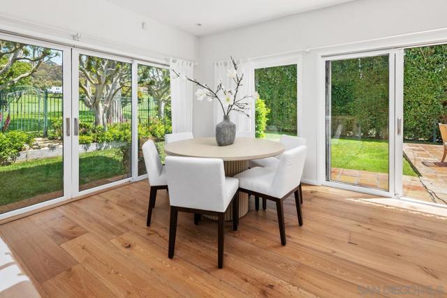7505 Pepita Way, La Jolla CA: https://media.crmls.org/mediaz/df839506-63ea-4a94-9a14-8db0242f9b7e.jpg