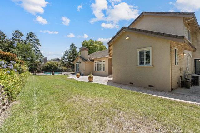 120 Tierra Del Sol, Hollister CA: https://media.crmls.org/mediaz/df840a39-eabc-4106-8813-3abf60d6c92d.jpg