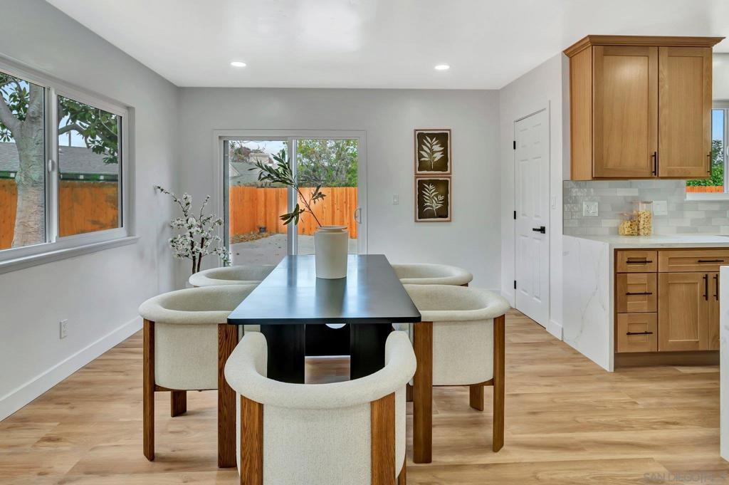 MLS #250034305SD img 9