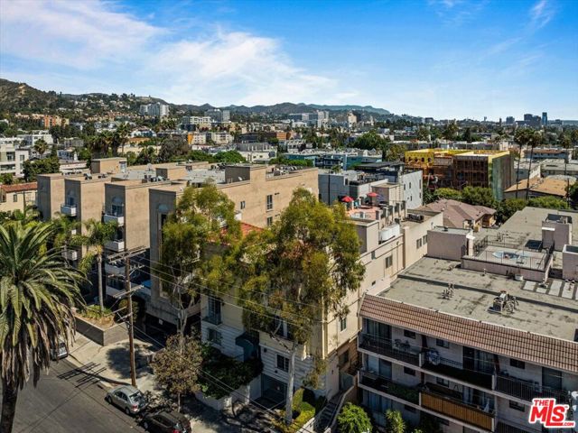 1342 N Sierra Bonita Avenue, West Hollywood CA: https://media.crmls.org/mediaz/df87ecc1-93d9-4353-a7ef-12fa60d2ed13.jpg