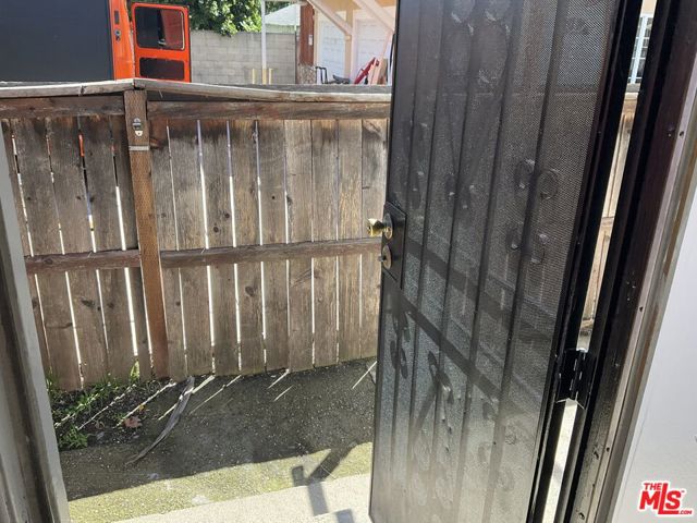 586 San Francisco Avenue, Pomona CA: https://media.crmls.org/mediaz/df888ed7-7d14-485a-93c6-01d38bea3d4f.jpg