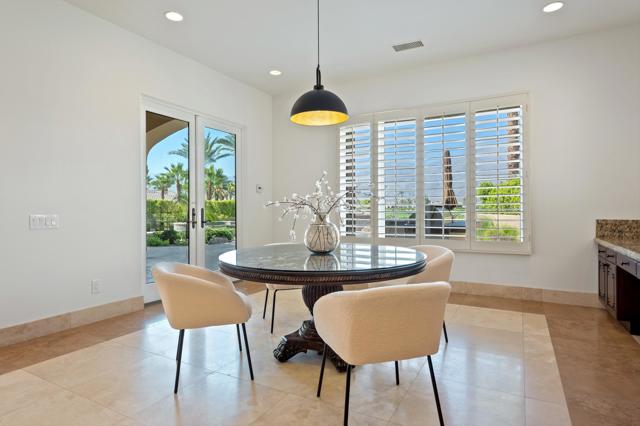 58703 Jerez, La Quinta CA: https://media.crmls.org/mediaz/df89f9e1-8338-4bfc-bfa7-8eb4882b4245.jpg