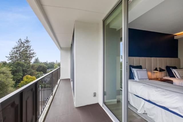 1330 University Drive, Menlo Park CA: https://media.crmls.org/mediaz/df8a079a-9767-4844-9b64-19f931fde262.jpg