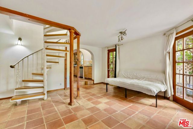 3110 Highland Avenue, Santa Monica CA: https://media.crmls.org/mediaz/df8a6d8c-20c3-4559-be7a-0ef67c1363a1.jpg