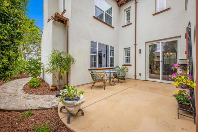 6600 Eagle Ridge Court, Gilroy CA: https://media.crmls.org/mediaz/df8b89d8-bf26-4183-b8c7-59a151bc0739.jpg