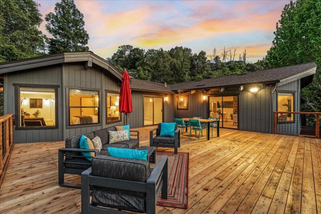420 Noteware Drive, Ben Lomond CA: https://media.crmls.org/mediaz/df8cf51d-1512-480d-8b65-63249d16ab31.jpg