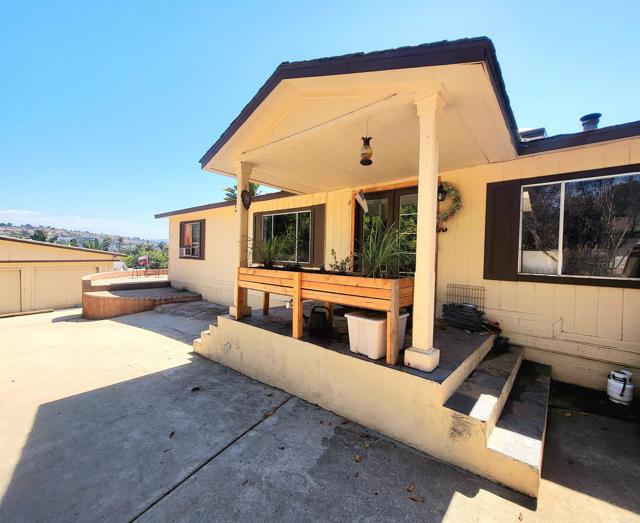 Details for 2444 El Sereno Way, Vista, CA 92083