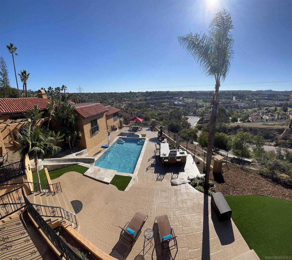 MLS #250017946SD img 18