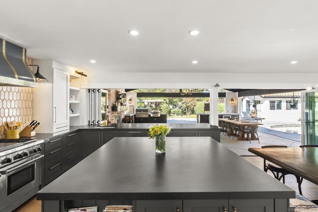 MLS #250043061SD image #26