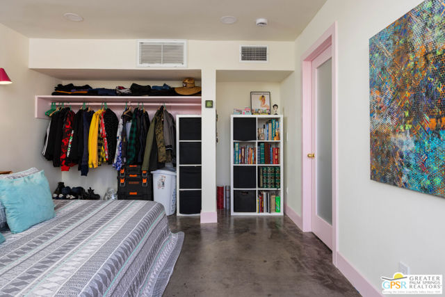 1111 E Palm Canyon Drive, Palm Springs CA: https://media.crmls.org/mediaz/df8ed0a9-9d8e-4f24-899f-4de44af57527.jpg