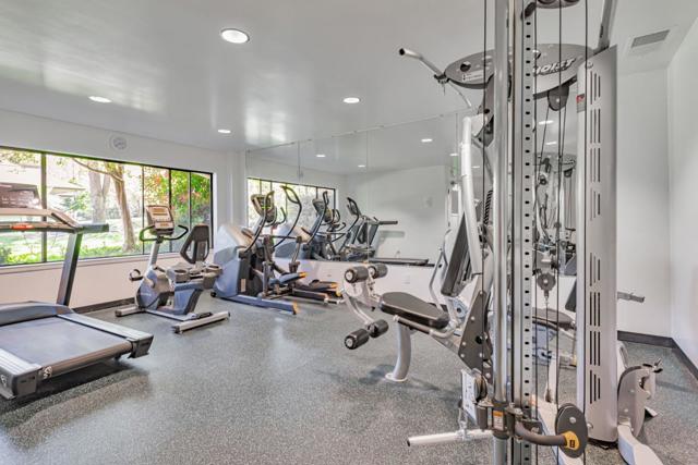 2140 Santa Cruz Avenue, Menlo Park CA: https://media.crmls.org/mediaz/df8ee462-3742-4db2-a6c4-3026da93fa8e.jpg
