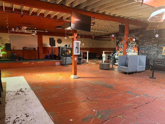 Image 3 of 4 For 704712 Ohio Street