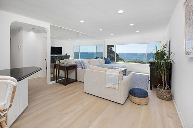 Detail Gallery Image 11 of 34 For 155 15th St #21,  Del Mar,  CA 92014 - 1 Beds | 1 Baths
