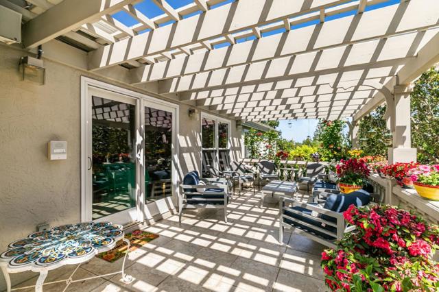 12308 Crayside Lane, Saratoga CA: https://media.crmls.org/mediaz/df8fc0c4-5553-4bdb-917a-551e1e5cae6f.jpg