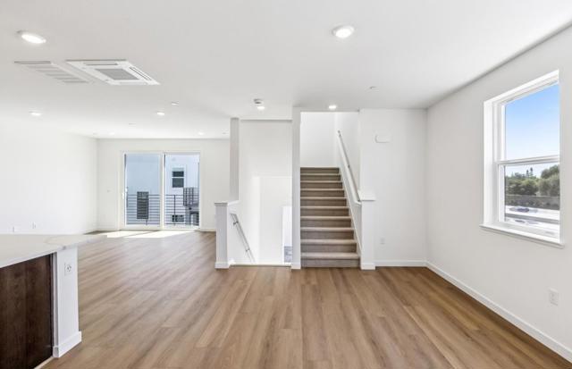818 Redberry Way, San Jose CA: https://media.crmls.org/mediaz/df8feb4d-788f-4b1b-9d65-9a8077cc40bf.jpg