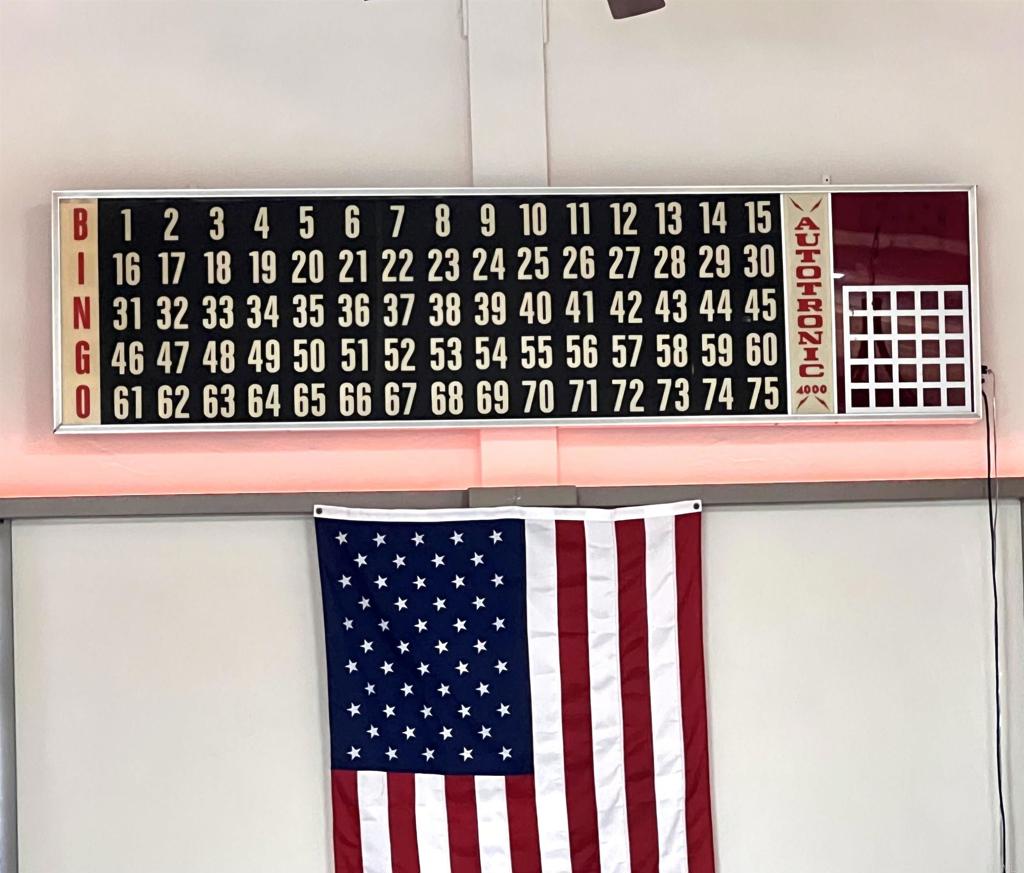 https://media.crmls.org/mediaz/df91e818-587a-418b-ba13-6a25275ef317.jpg?preset=X-Large