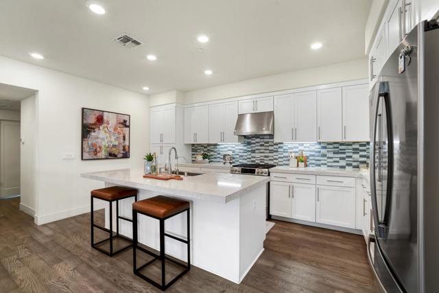 45109 Enlighten, Fremont CA: https://media.crmls.org/mediaz/df930ee5-31f5-48be-a9e6-6866a26b4a64.jpg