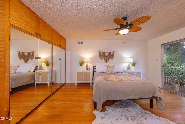 1207 N Signal Street, Ojai CA: https://media.crmls.org/mediaz/df937584-3872-4218-b4b1-e555ecdb4c14.jpg