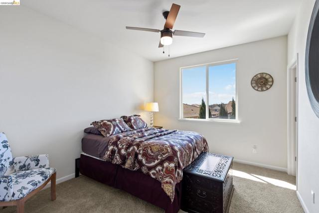 2469 Talaria Dr, Oakley CA: https://media.crmls.org/mediaz/df939bfe-5243-4ad4-a712-881bdf0c1162.jpg