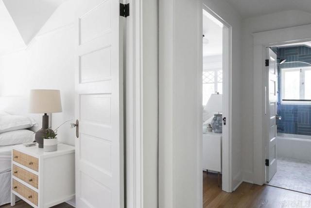 4171 Ibis St, Mission Hills (San Diego) CA: https://media.crmls.org/mediaz/df93a489-cfbf-45c1-93ca-91a42c680842.jpg