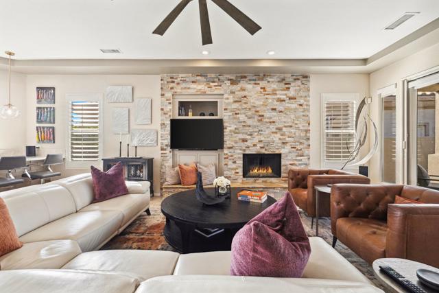 47410 Via Florence, La Quinta CA: https://media.crmls.org/mediaz/df943db2-88c6-4fbe-a437-29183e0f8e9e.jpg