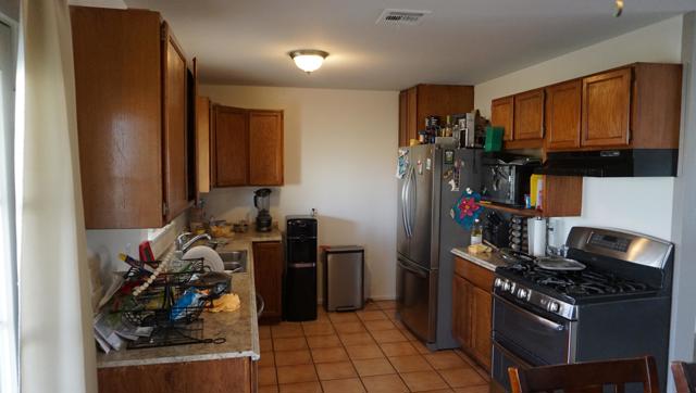 Image 5 of 25 For 82168 Crest Avenue